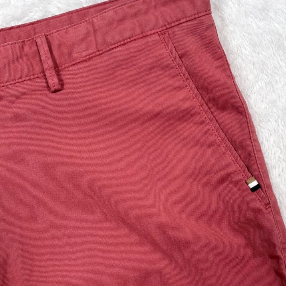 Hugo Boss Slice Shorts Mens 38R Salmon Pink Slim Fit Stretch Chino Casual Preppy